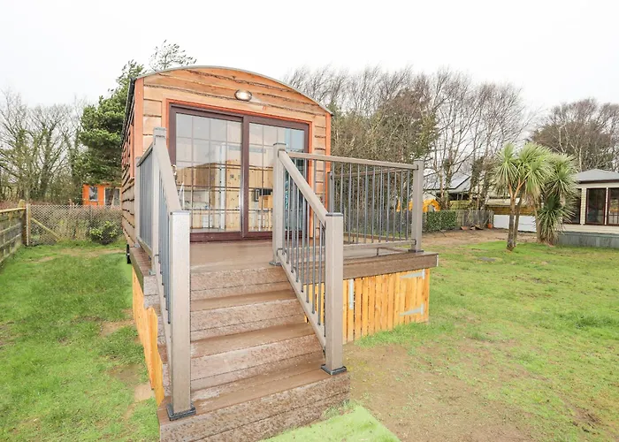 Tal Sarn Shepherd Hut
